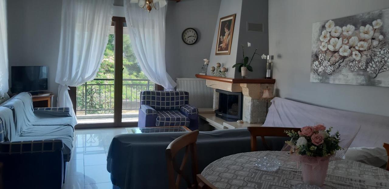 Soula'S Sunshine Big Apartment Nea Karvali Bagian luar foto