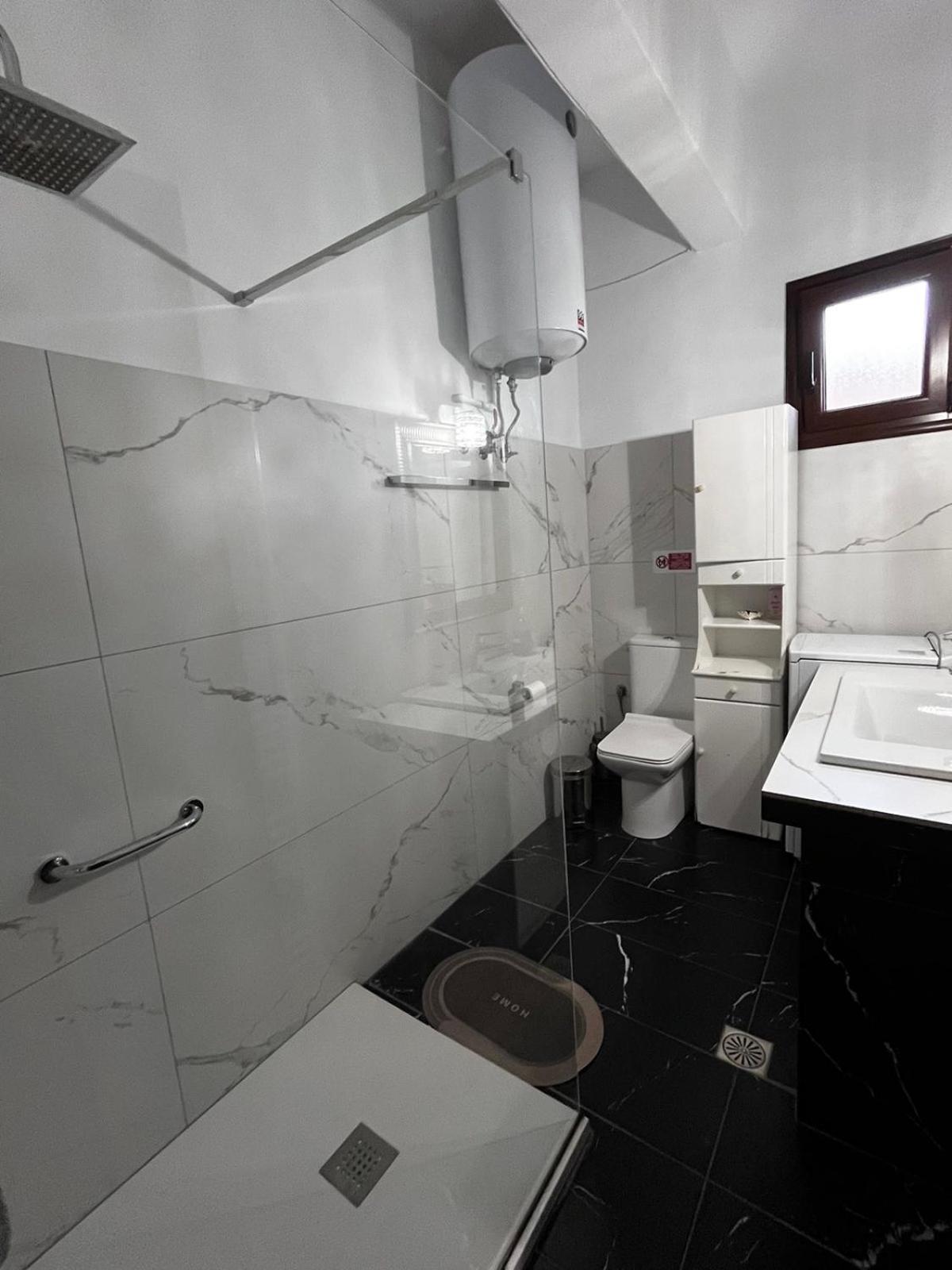 Soula'S Sunshine Big Apartment Nea Karvali Bagian luar foto